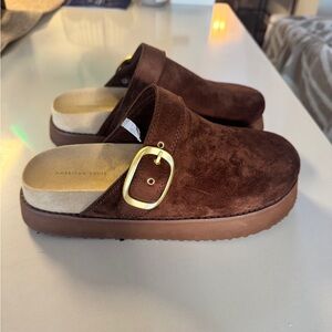 Abercrombie Faux Suede Platform Clogs